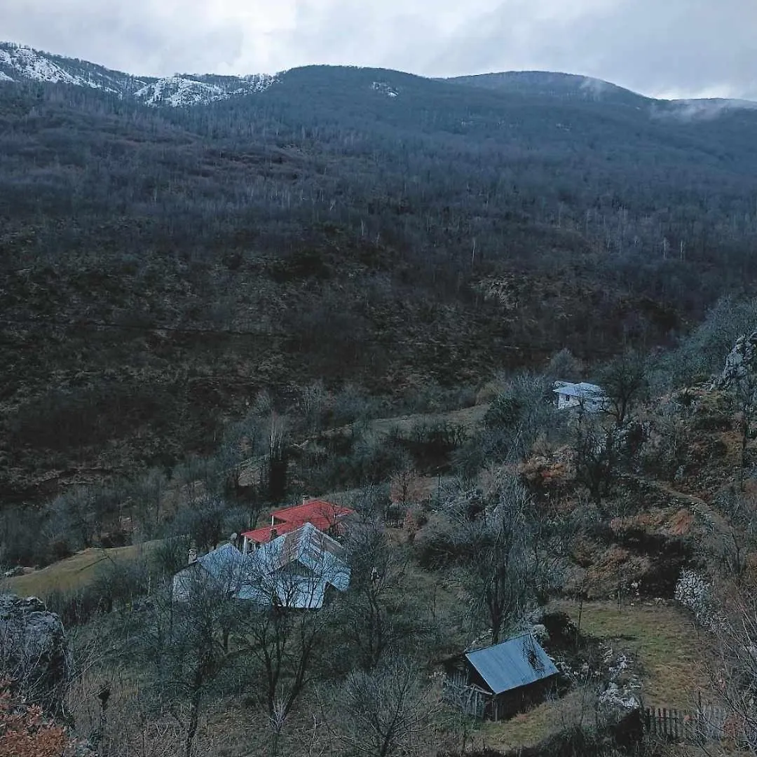 Rrajc Skenderbe Konuk evi Librazhet Kır Evi
